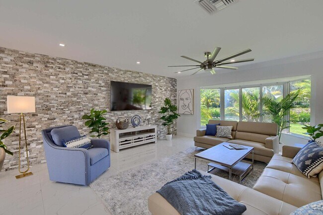 Foto del edificio - 1029 W Palmetto Park Rd