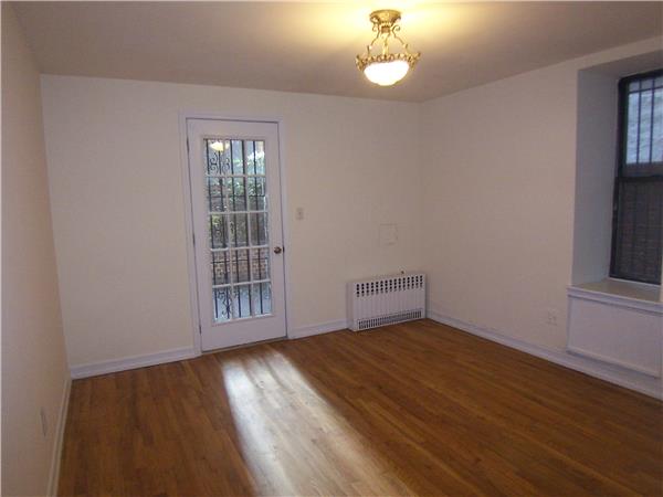 Foto del edificio - 212 W 104th St