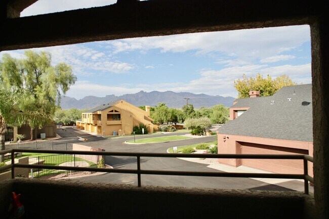 Building Photo - Welcome to your furnished Oasis with Catal...