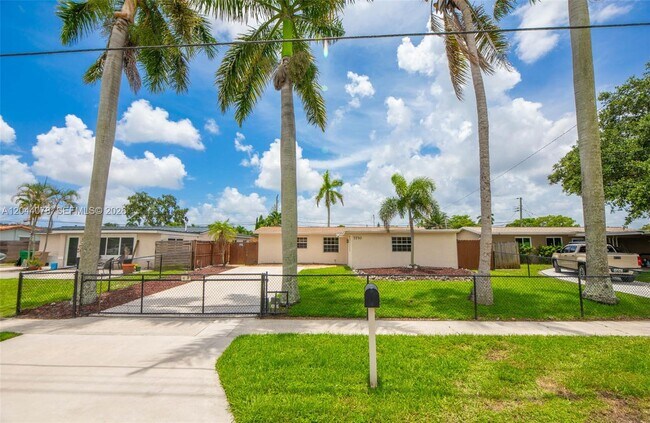 Foto del edificio - 7770 Northwest 33rd Street