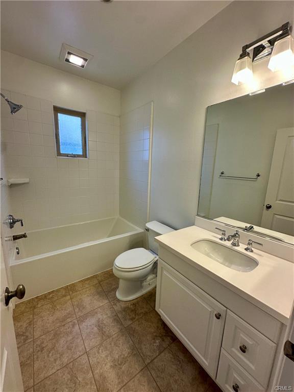 Building Photo - 75 Kimbal