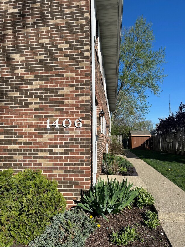 Foto principal - 1406 Sunset Dr