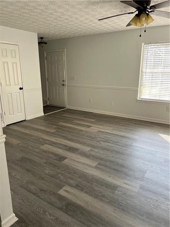 Foto del edificio - 1796 Crestwood Dr NW