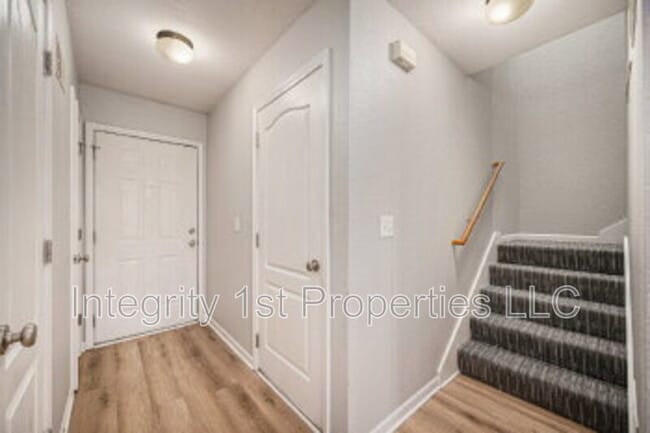 Building Photo - 8875 N Helena Ave