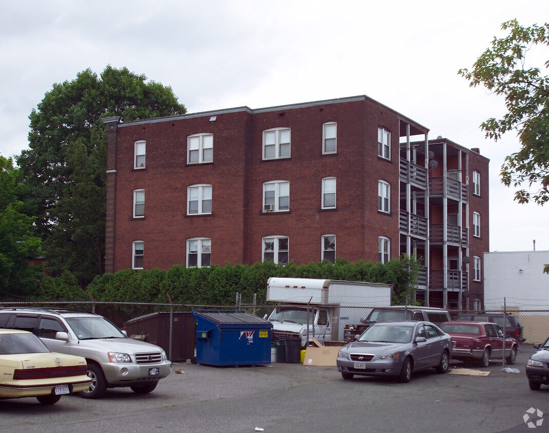 Building Photo - 24-28 Wilcox St