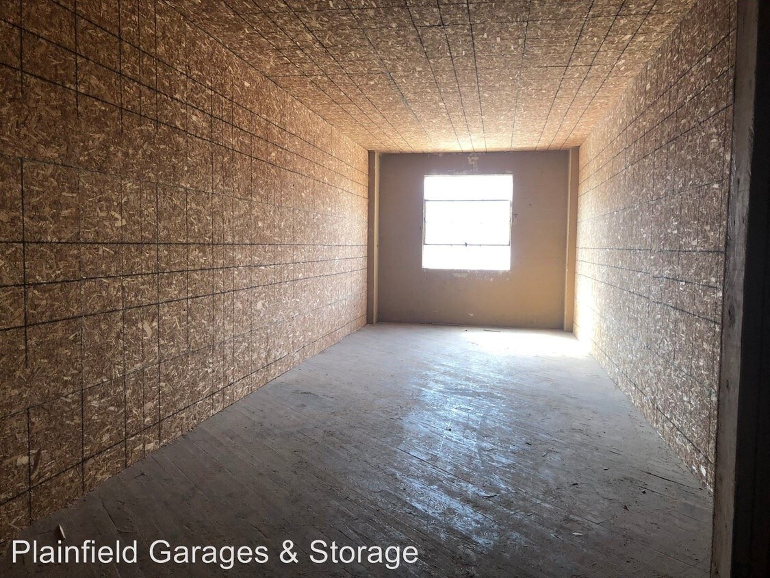 Building Photo - 105 Plainfield Pike