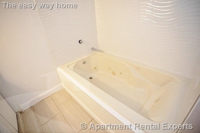 Photo - 60 Atherton St Apartment