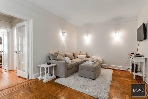 Foto del edificio - 99 E 4th St