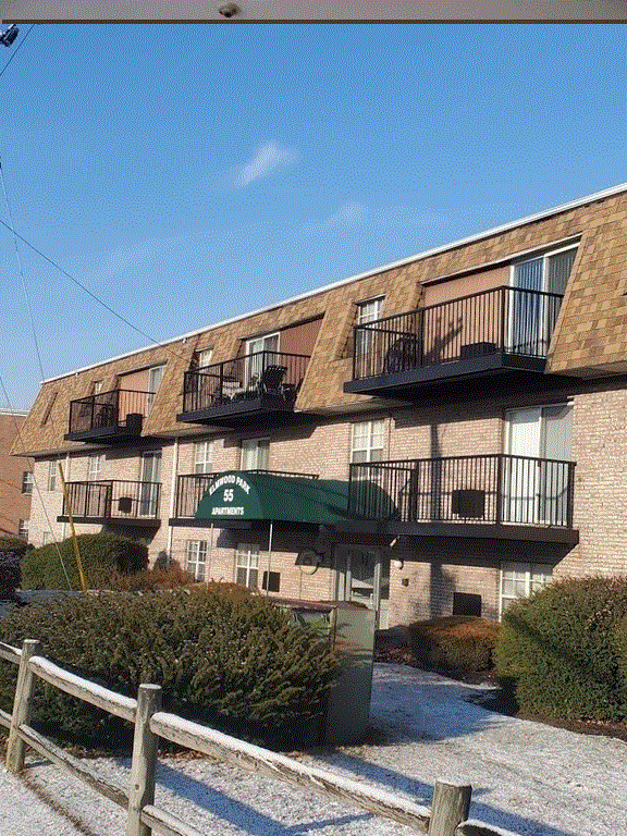 Building Photo - 30 Elmwood Park