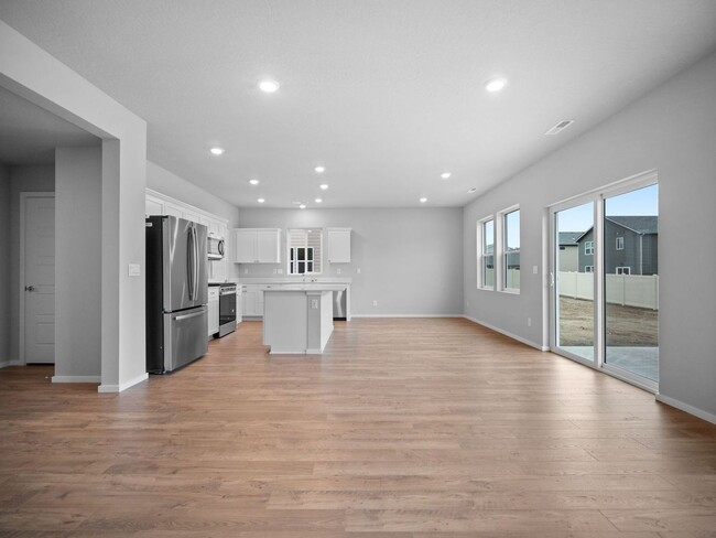 Foto del edificio - New Build! 4 Beds 2.5 Baths in Spokanes In...