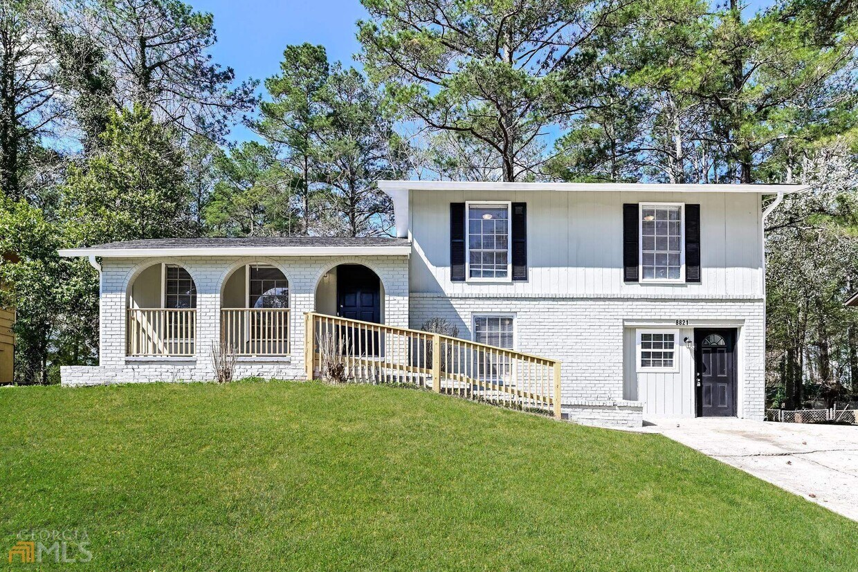 8821 Dorsey Rd, Riverdale, GA 30274 House for Rent in Riverdale, GA