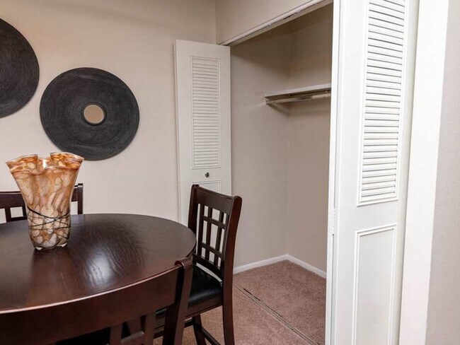 Espacio de guardarropa adicional - Hamilton Trace