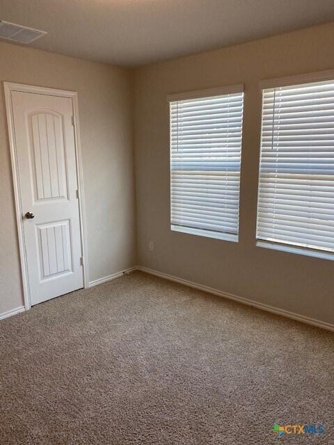 Foto del edificio - 868 Margay Lp