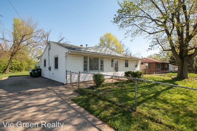 Building Photo - 3 br, 1 bath House - 2039 Neff Rd