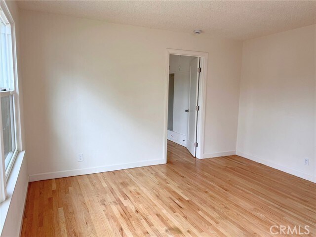 Foto del edificio - 7957 Milton Ave