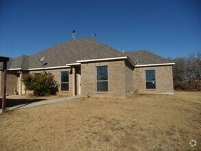 Building Photo - 128-130 Lindas Creek Ln