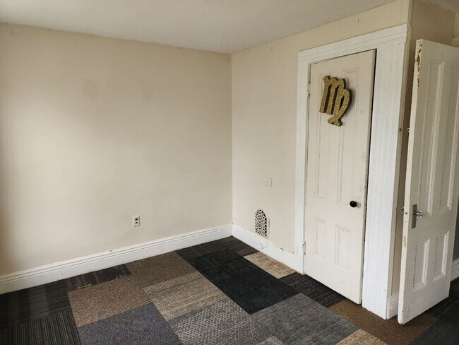 Building Photo - 125 Bloss Up - Ready For Rent!
