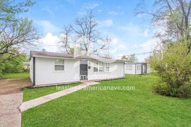 Foto del edificio - 2968 Wallace Ave