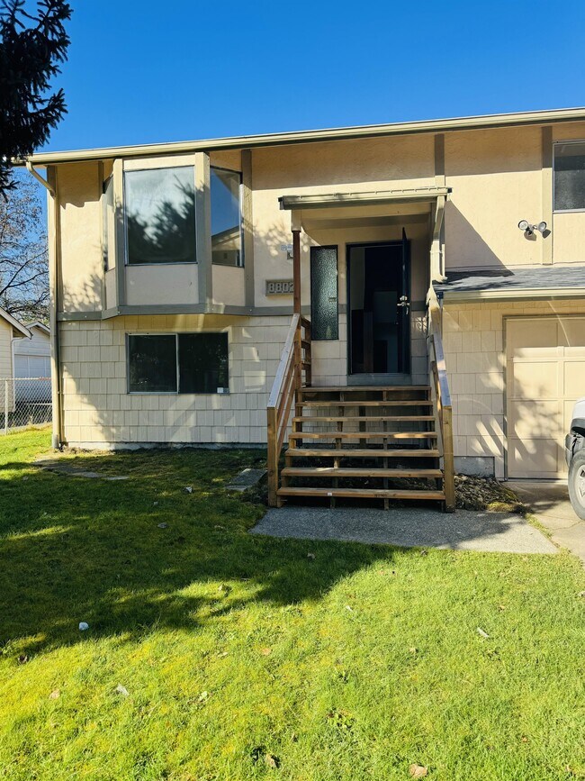 Building Photo - 8808 E B St