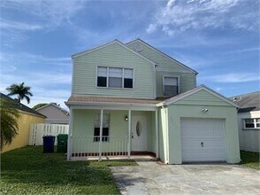 Building Photo - 9941 W Daffodil Ln