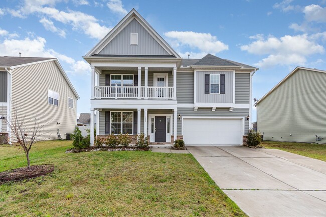 Building Photo - Beautiful 3 Bedroom Home with Hot Tub