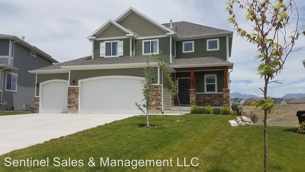 Foto principal - 3 br, 2.5 bath House - 7664 N Evans Ranch Dr.