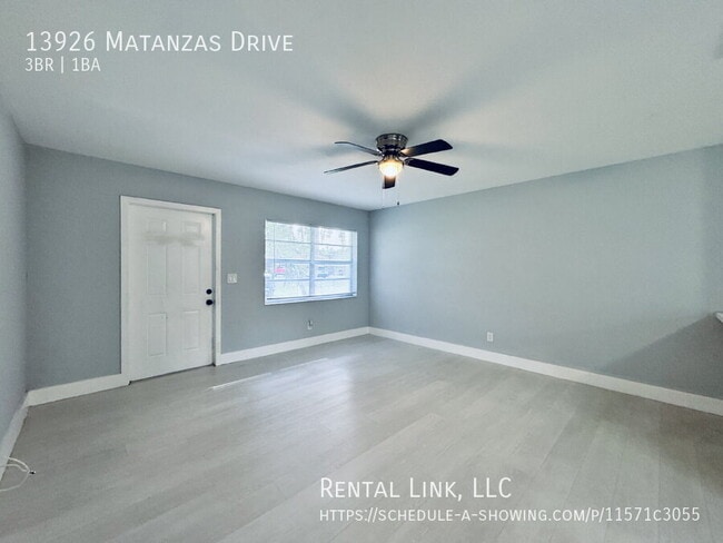 Foto del edificio - 13926 Matanzas Dr