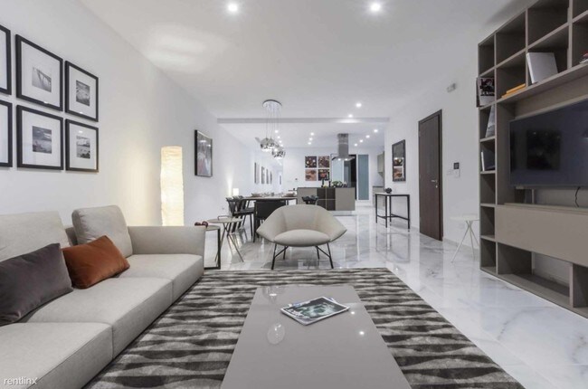 Foto del edificio - 2 br, 2 bath Condo - 509 N Graham St Unit 3J