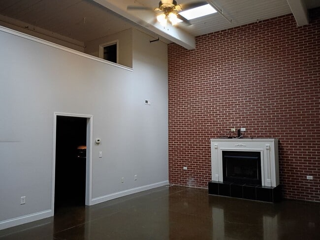 Interior Photo - Burlington Mill Apartments
