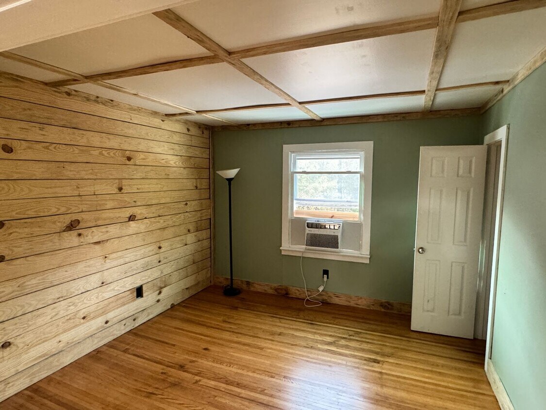 507 Ryland St Unit 509 B, Franklin, VA 23851 Room for Rent in