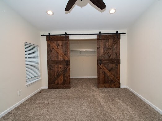 Building Photo - 21610 Orting