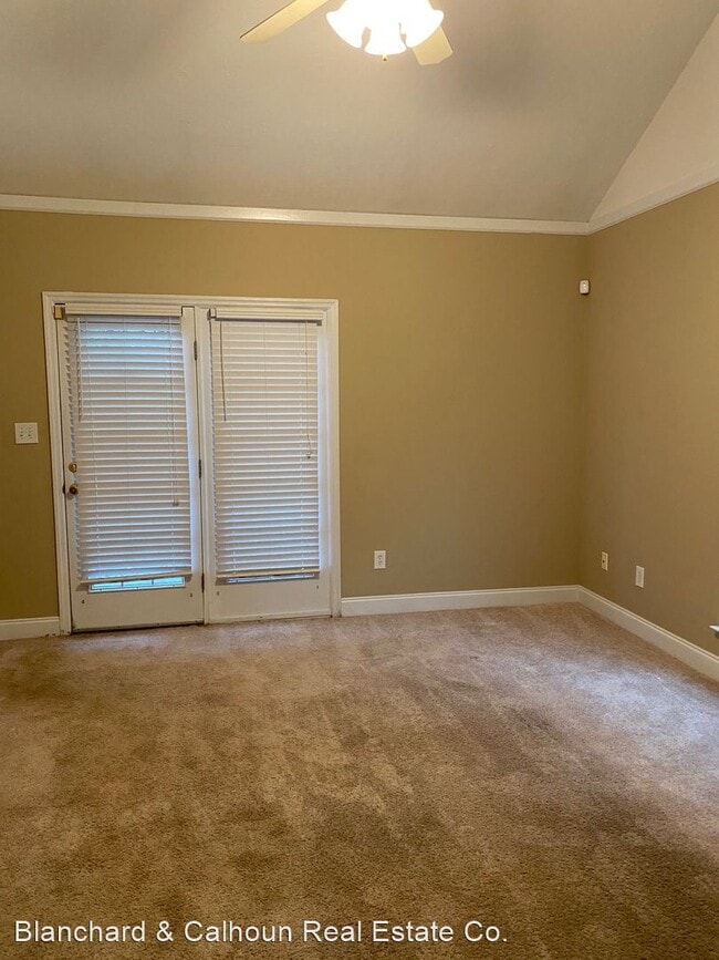 Building Photo - 3 br, 3 bath House - 221 Brook Court