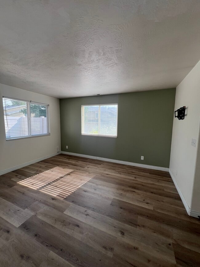 Foto del edificio - 4712 W Italian St