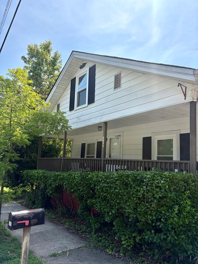 Building Photo - 2408 Harvard Ave