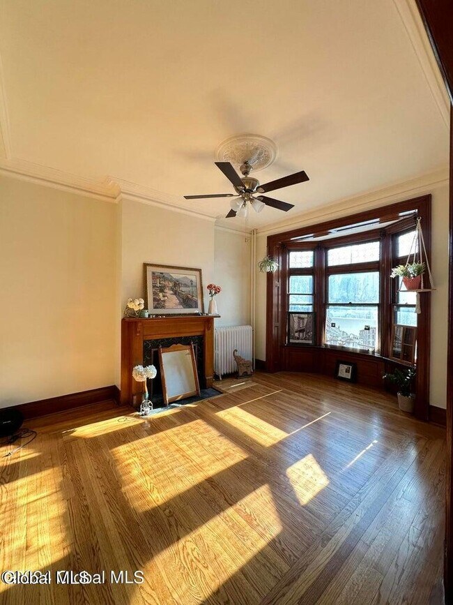 Foto del edificio - 2916 6th Ave