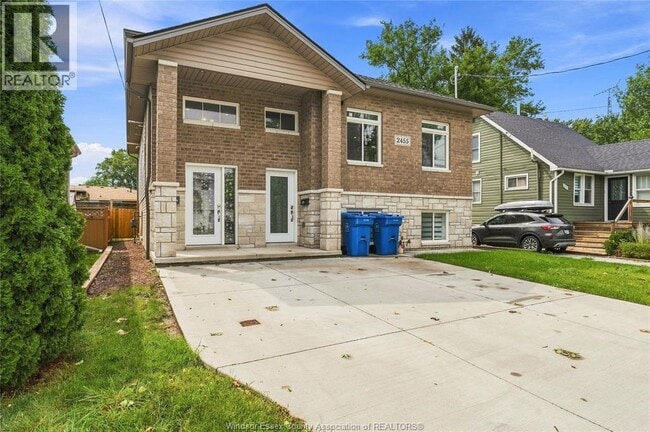 Building Photo - 2455 Pillette Rd