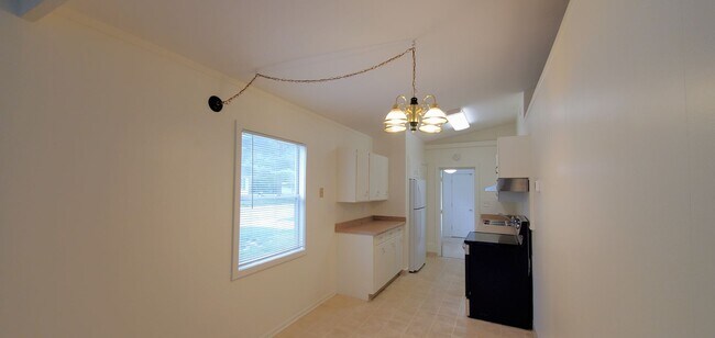 Building Photo - Awesome 3 Bedroom Single Family Home for R...