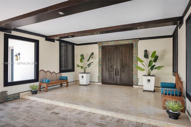 Foto del edificio - 14200 SW 70th Ave