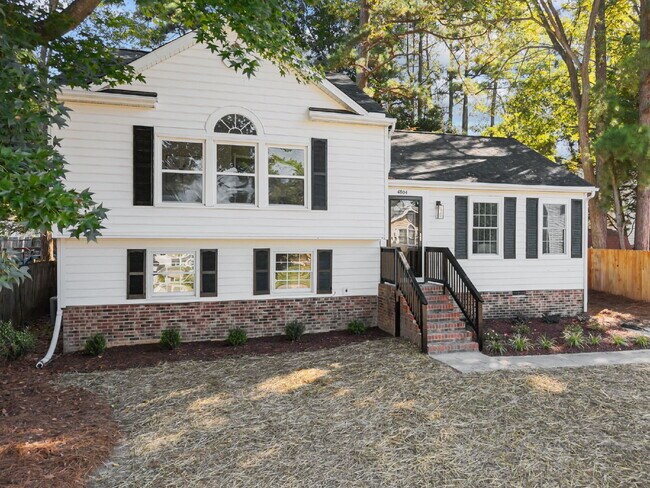 Building Photo - Charming 3-Bed Home with Granite Touches & Finished Basement in Raleigh!
