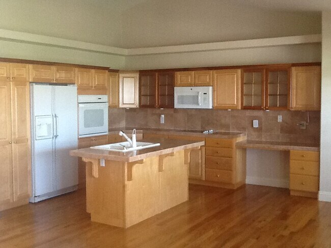 Building Photo - 682 Lava Pointe Dr