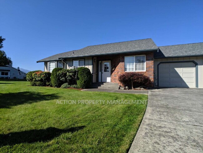 Foto del edificio - 3 bed 2 bath in Sherwood Village