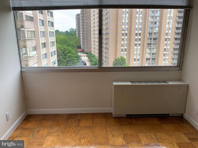 Foto del edificio - 4515 Willard Ave