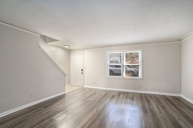 Foto del edificio - Renovated End Unit Townhome in Snellville!