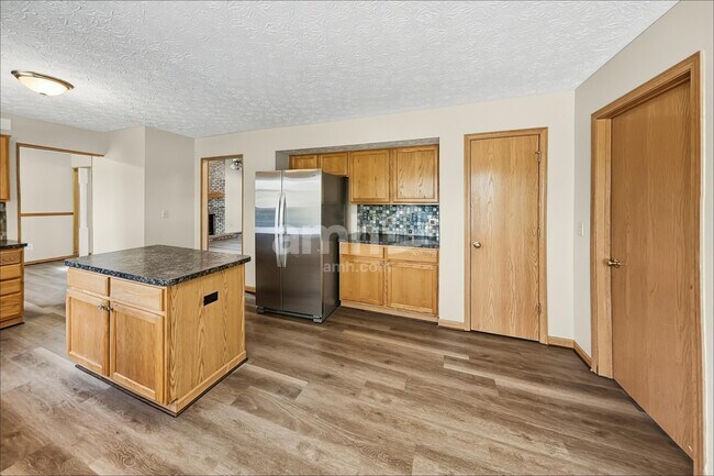 Building Photo - 3626 Brook Spring Dr