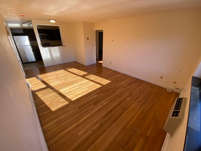 Building Photo - 266 Grove St