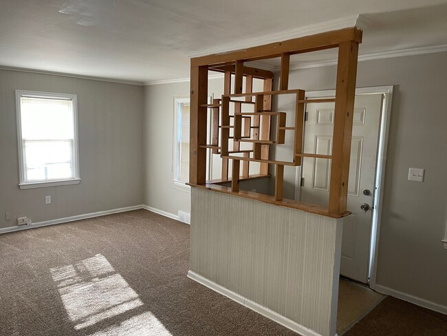 Building Photo - 5154 Hereford