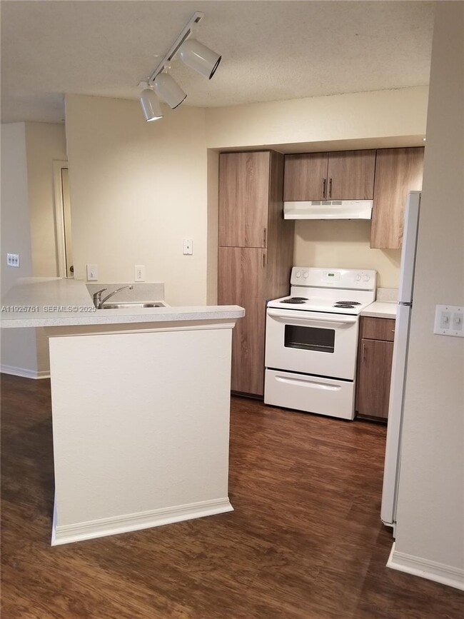 Foto del edificio - 12400 Vista Isles Dr