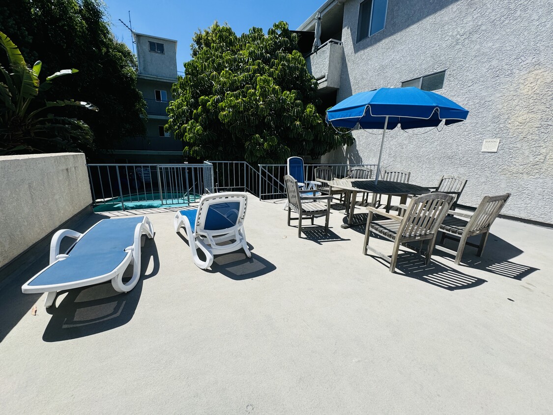 13951 Tanning Deck - The New Yorker