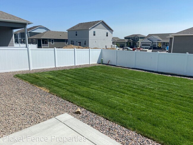 Foto del edificio - 3 br, 3 bath House - 4529 kings wood drive