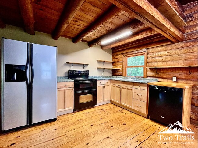 Foto del edificio - 3 BED/2 BATH CABIN NEAR OSCEOLA LAKE